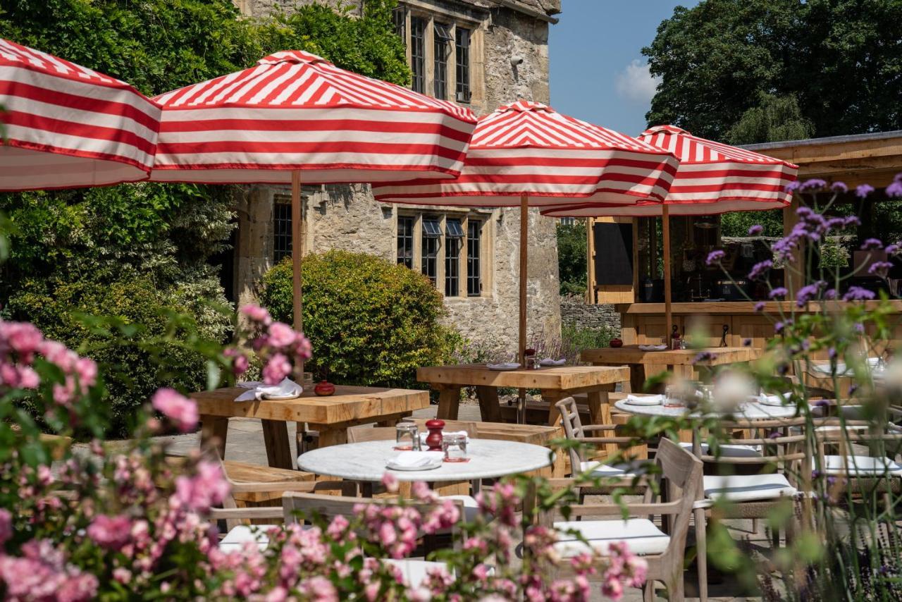 ホテル The Double Red Duke, Cotswolds ウィットニー エクステリア 写真
